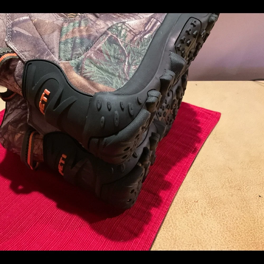 NWOT Waterproof/Insulated Hunting Boots